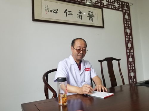 武汉国粹中医馆看失眠怎么样？名医把脉对症配方安神定志
